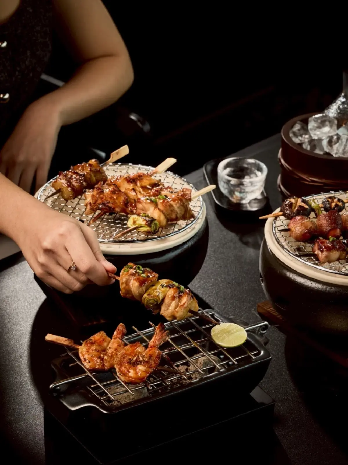 จิบค็อกเทล ชมพระอาทิตย์ตก บนรูฟท็อปอิซากายะสูงที่สุดในพัทยา