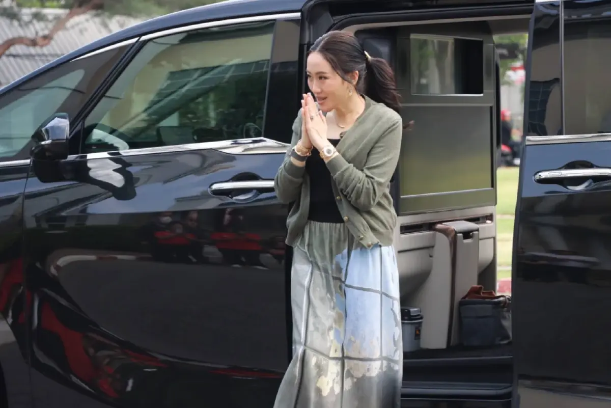 น.ส.แพทองธาร ชินวัตร