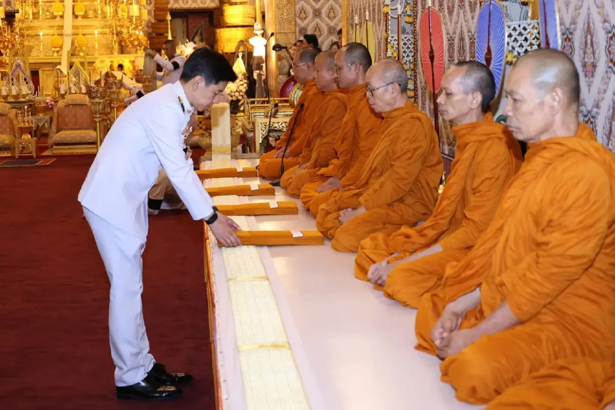 ธอส. ร่วมเจ้าภาพพระพิธีธรรมสวดพระอภิธรรมสมเด็จพระพันปีหลวง