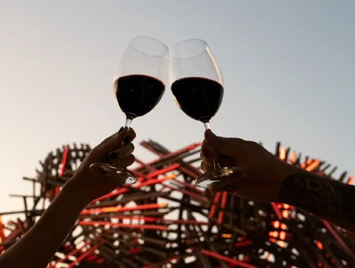 สาโท ซัง : รูฟท็อปบาร์ ที่ทำให้อีสานและญี่ปุ่นกลายเป็นเรื่องเดียวกัน