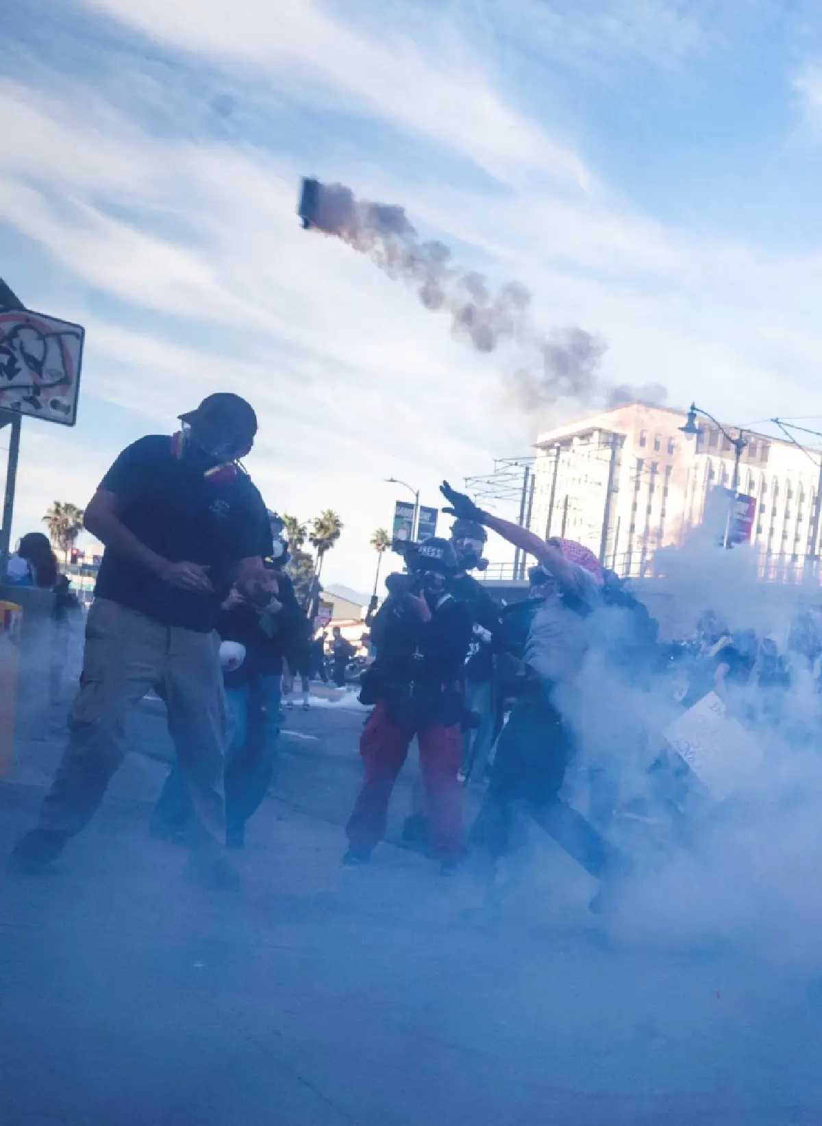 สหรัฐฯ ลุกเป็นไฟ ! ชาวอเมริกัน ประท้วง ต่อต้าน"ทรัมป์" แผ่ขยายทั่วประเทศ (อัลบั้มภาพ)