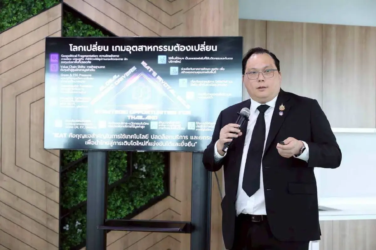 สุเมธ ตั้งประเสริฐ ผู้ว่าการการนิคมอุตสาหกรรมแห่งประเทศไทย (กนอ.) 