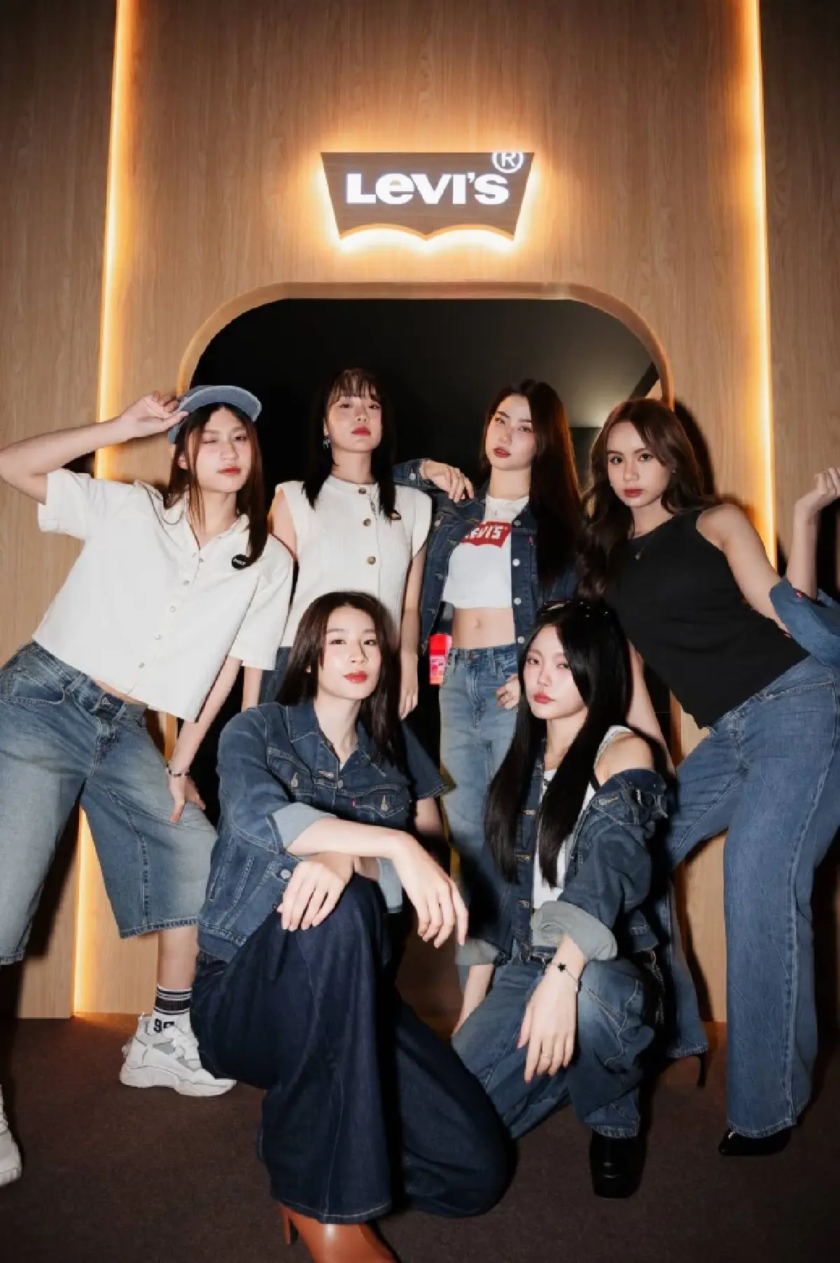 ครั้งแรกของโลก Levi’s® เปิดตัว “Behind Every Original” ณ พารากอน