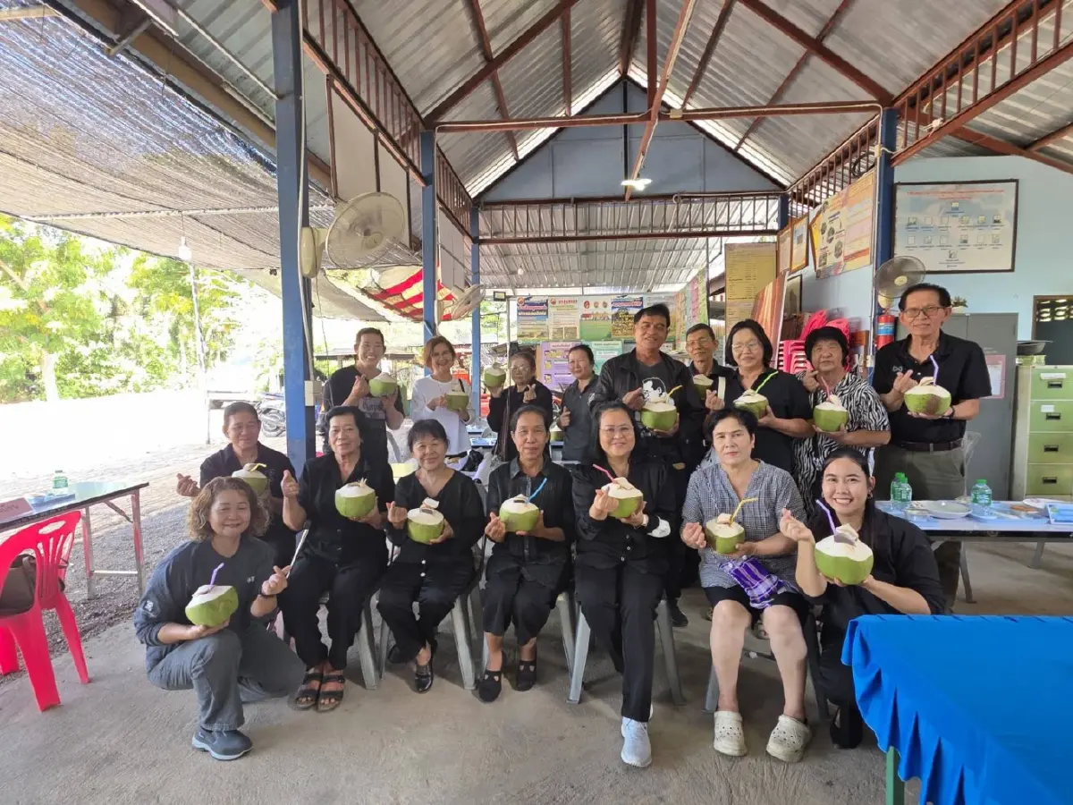 สหกรณ์ฯ มะพร้าวน้ำหอมแปลงใหญ่วัดเพลง ต้นแบบความสำเร็จที่ยึดหลัก "ช่วยสมาชิกโดยไม่หวังผลกำไร"