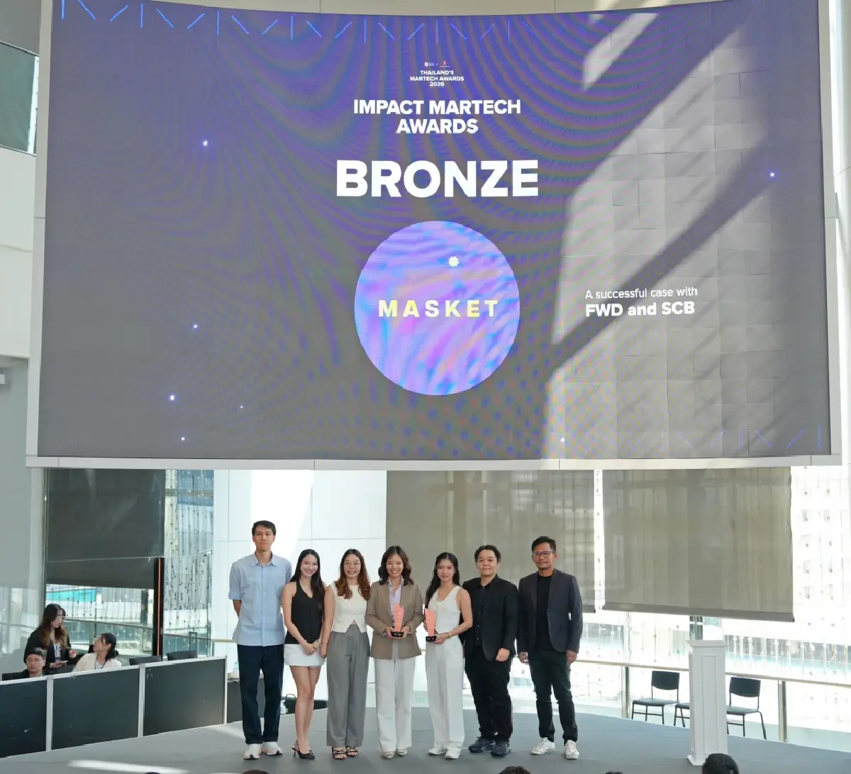 คว้ารางวัลระดับเอเชีย! SCB - FWD ปลื้ม “ประกันทรัพย์พอร์ตทุกวัย” ชนะใจกรรมการด้วย MarTech สุดล้ำ