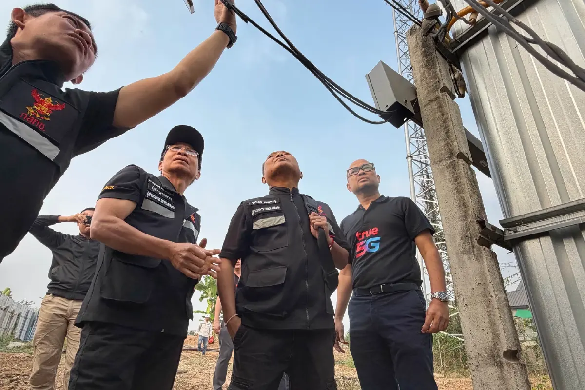 ทรู ชี้เบาะแสศูนย์ต่อต้านการฉ้อโกงออนไลน์ (ACSC)  และ กสทช. บุกทลายจุดลักลอบส่งข้ามแดนไทย-เมียนมา อ.แม่สอด จ.ตาก ตัดวงจรแก๊งคอลเซ็นเตอร์หลอกลวงคนไทย