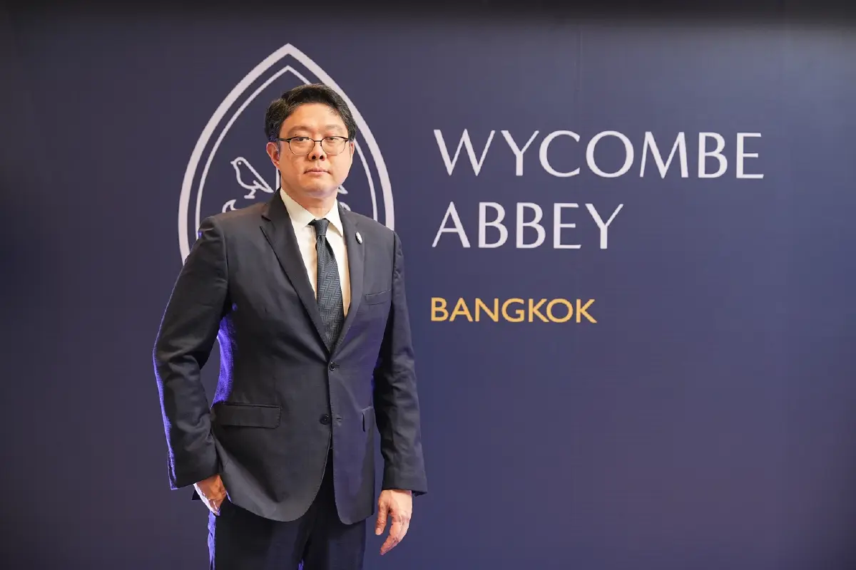 โชติชวาล ลีไตรรงค์ จาก BTS Group 