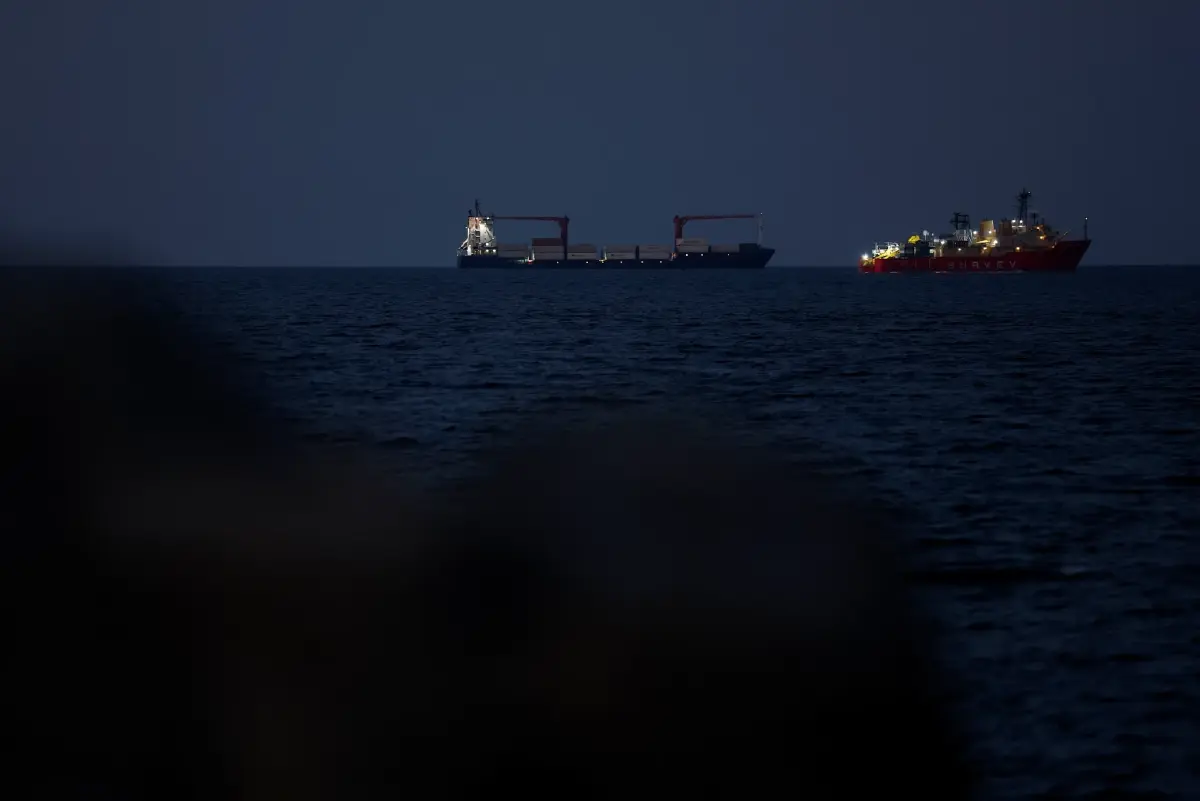 วันเดียว โจมตีเรือ 6 ลำในอ่าวเปอร์เซีย เพิ่มความตึงเครียดในช่องแคบฮอร์มุซ