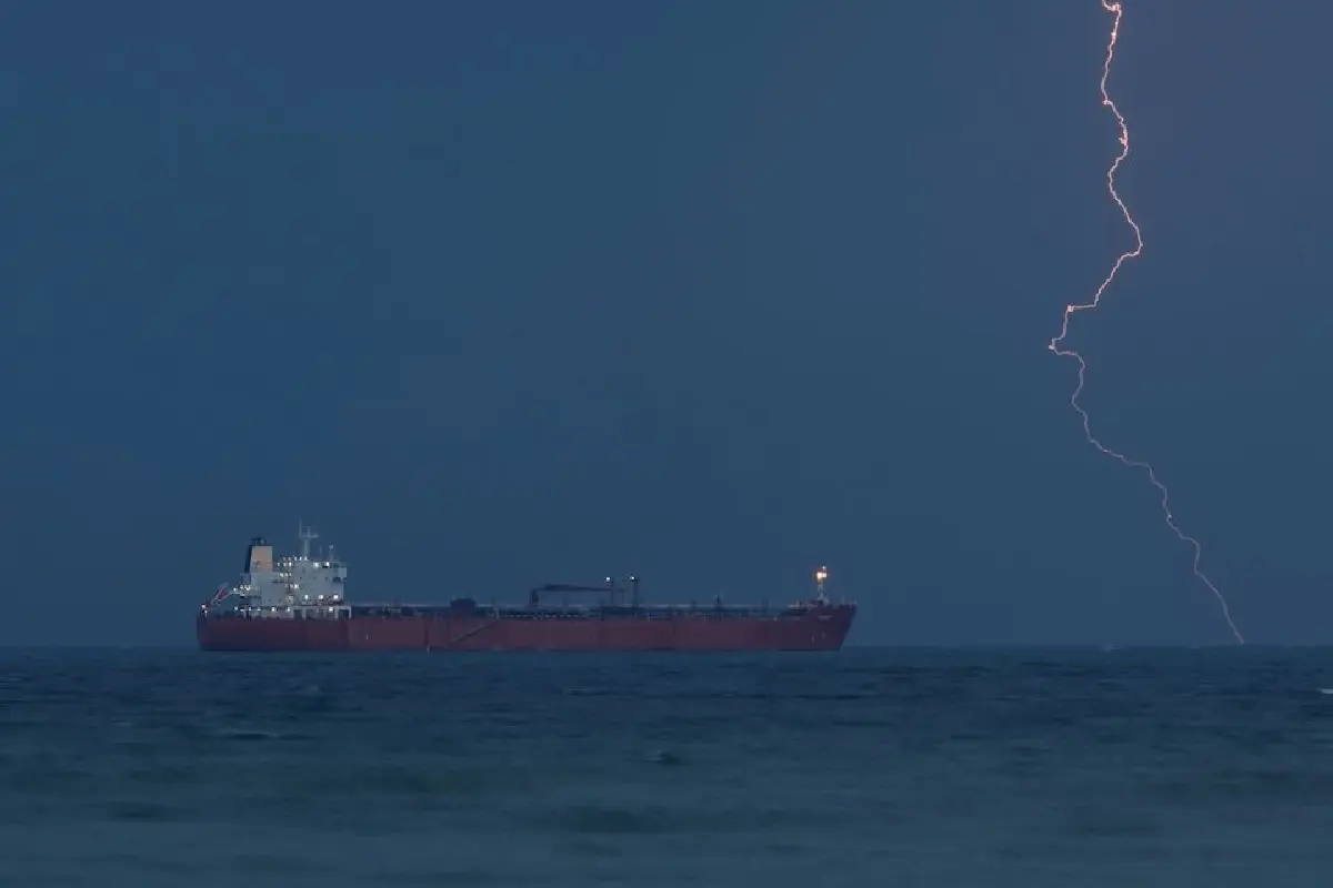 อิหร่านขู่โจมตีโครงสร้างพลังงานในอ่าวเปอร์เซีย ตอบโต้สหรัฐ