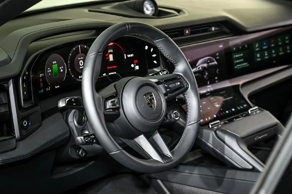 Cayenne Turbo Electric เปิดตัวครั้งแรกในไทย ทรงพลังที่สุดที่เคยมีมา