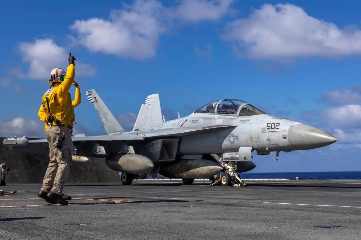 ช่องแคบฮอร์มุซยังตึงเครียด ชาติตะวันตกใช้กองทัพเรือคุ้มครองยาก