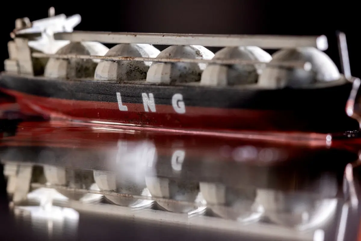 กกพ. เคาะ จัดหา Spot LNG เพิ่ม 3 เที่ยวเรือ ตรึงเสถียรภาพพลังงาน