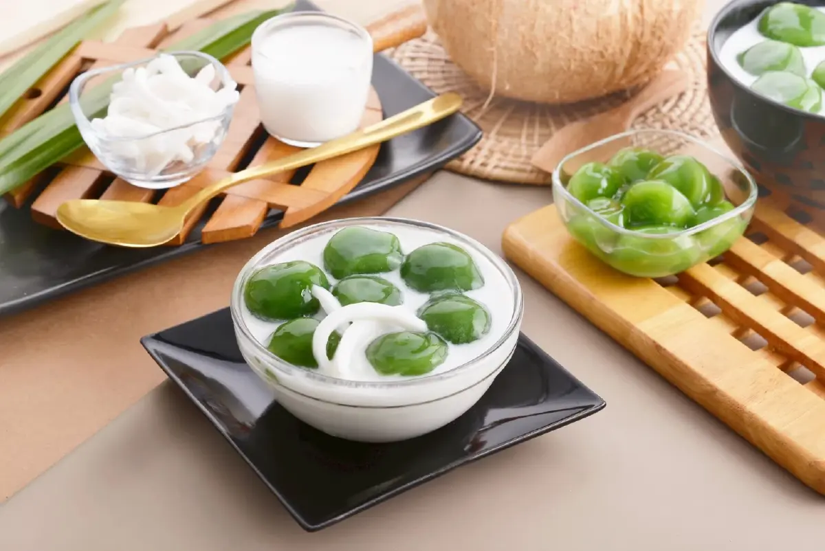 เซเว่นฯ จับมือคู่ค้าหนุนมะพร้าวไทยเดือนละ 1 ล้านลูก ทำเมนูขนมหวาน