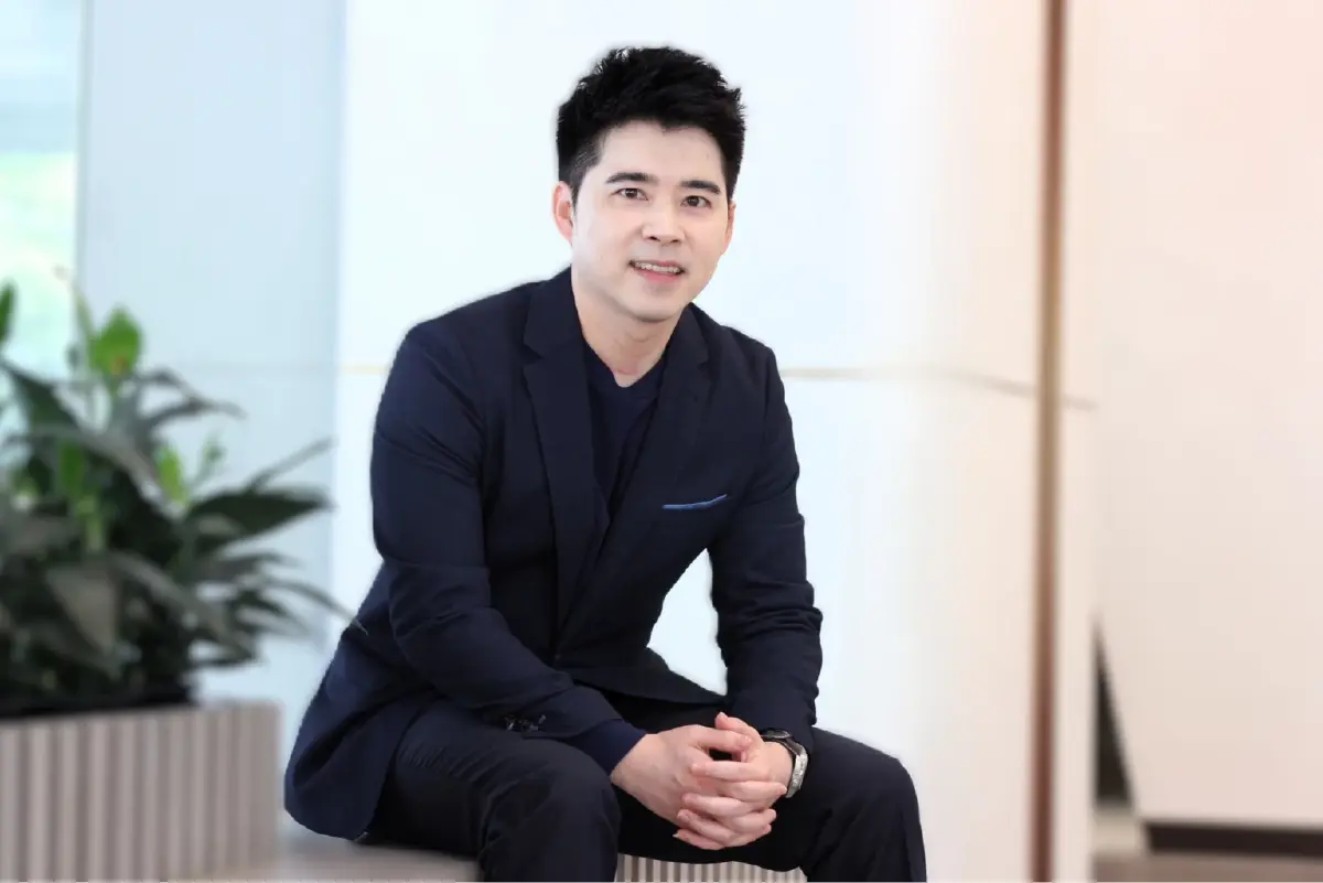 นายโชติช่วง ศูรางกูร อุปนายกสมาคมไทยบริการท่องเที่ยว (TTAA) 