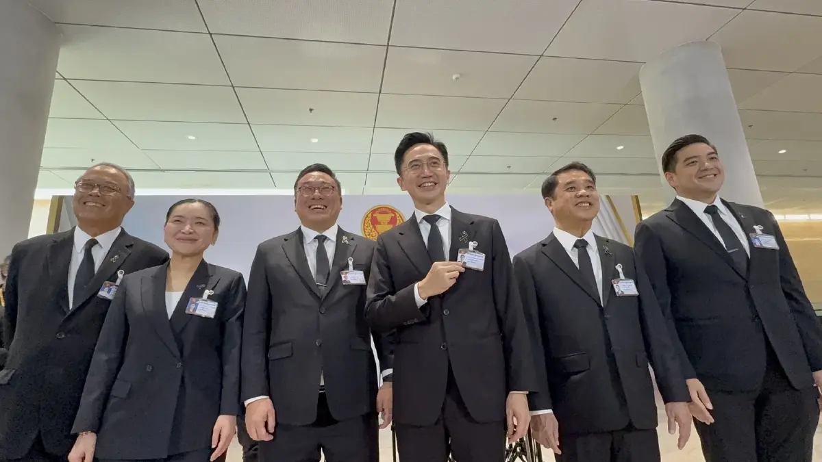 ยศชนันนำเพื่อไทยรายงานตัวสภา ลุ้นโควตารัฐมนตรี เก้าอี้รองประธานสภา