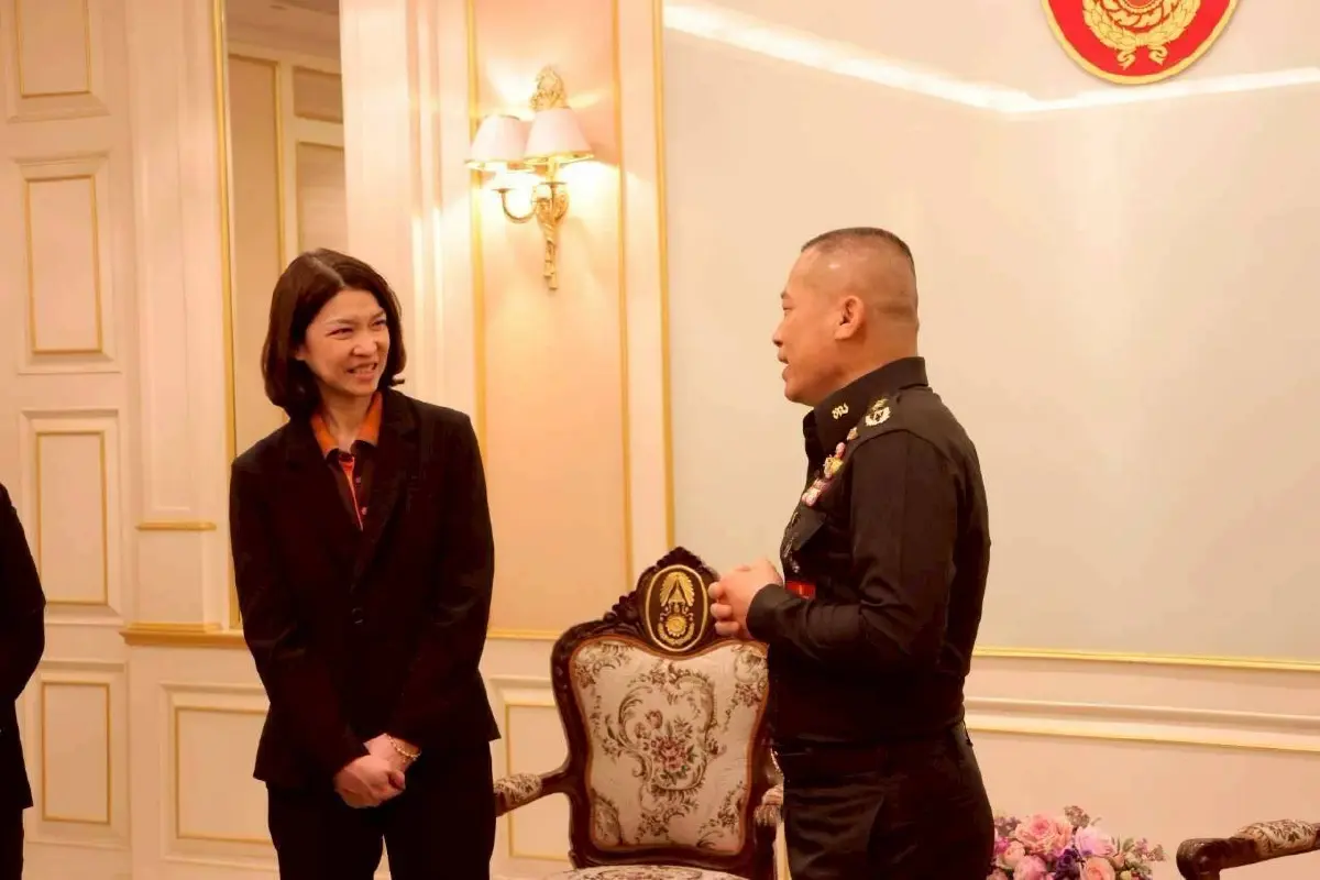 กลุ่มพูลผลส่งกำลังใจทหารชายแดน มอบเงินช่วยเหลือกว่า 6 แสน