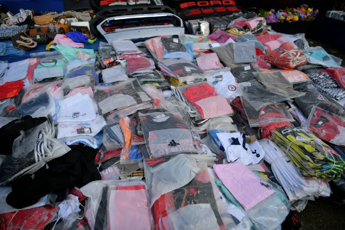 สหรัฐฯ ถอดตลาดออนไลน์พ้นบัญชีสินค้าละเมิดลิขสิทธิ์ 2568