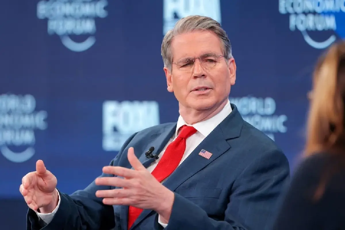 สก็อต เบสเซนต์ รัฐมนตรีว่าการกระทรวงการคลังสหรัฐ