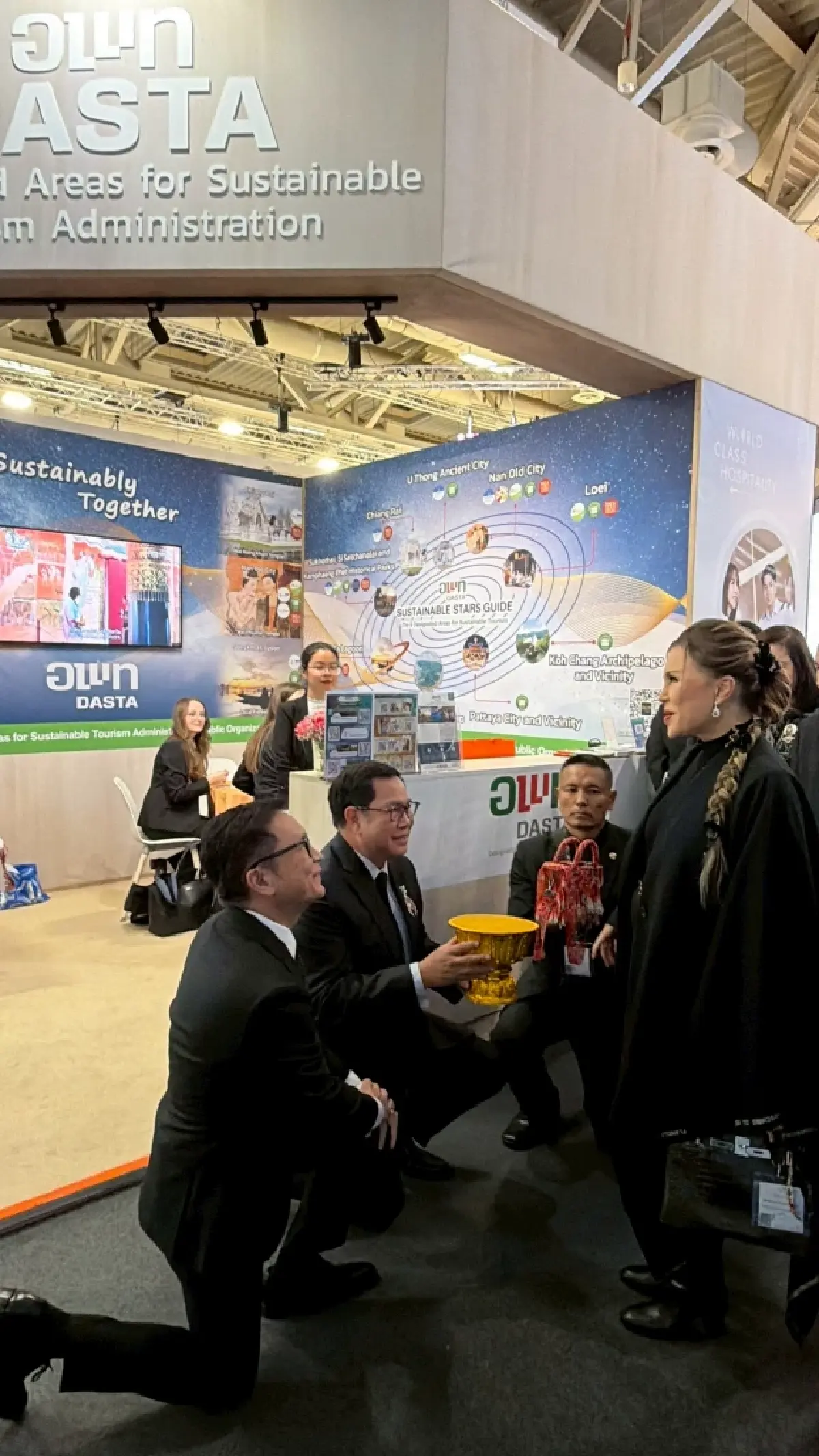 "เชียงคาน" คว้ารางวัลขวัญใจมหาชน แหล่งท่องเที่ยวยั่งยืนโลก ITB Berlin 2026