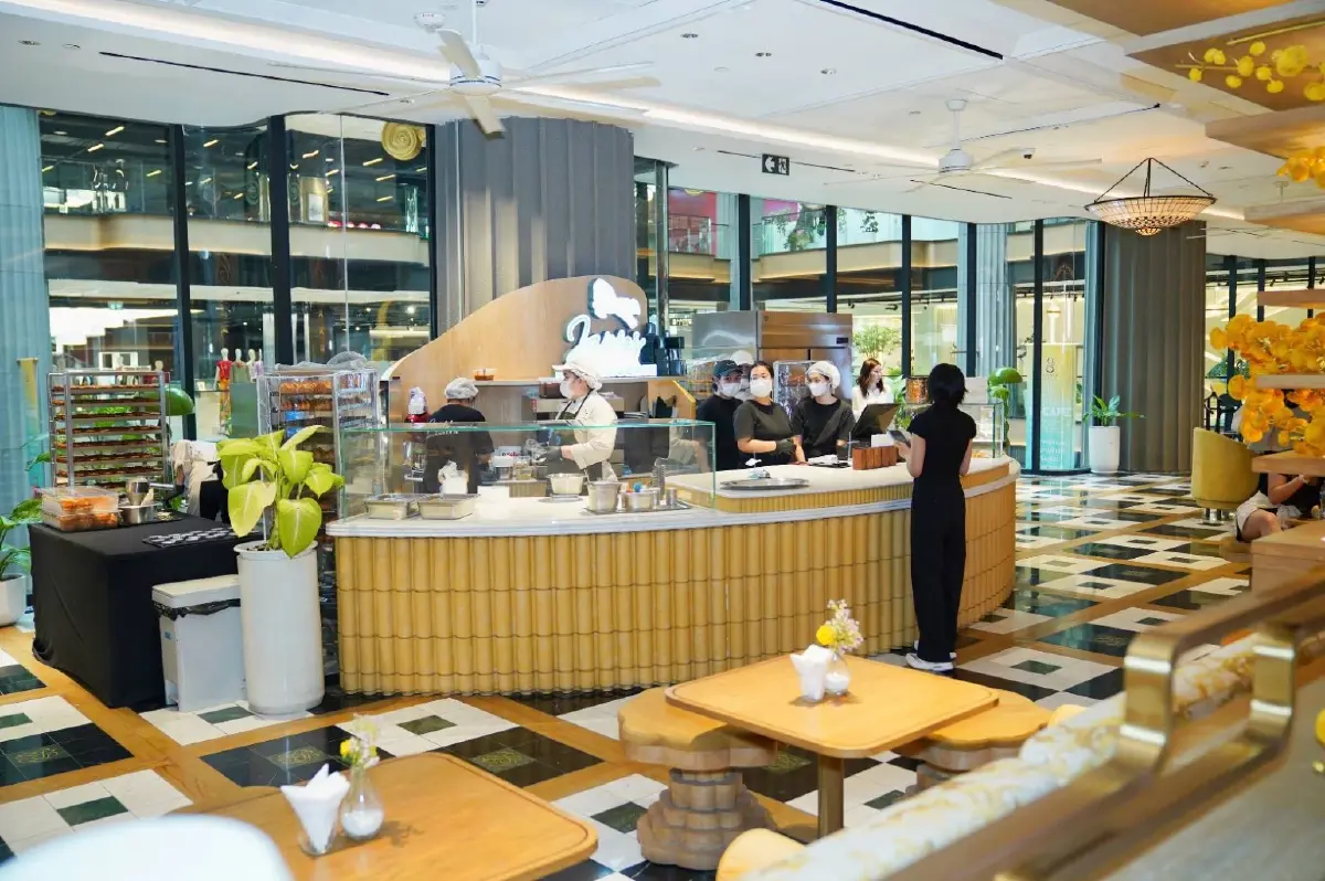 ร้านครัวซองต์คิวยาว “James Boulangerie” ทุ่ม 100 ล้าน รีแบรนด์ รับศึกต้นทุนพุ่ง
