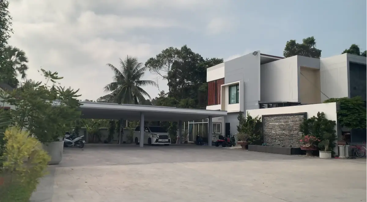 ทลาย เว็บพนันออนไลน์ เครือข่าย 'สส.ชนนพัฒฐ์' พบ เงินหมุนเวียน 1,000 ล้าน