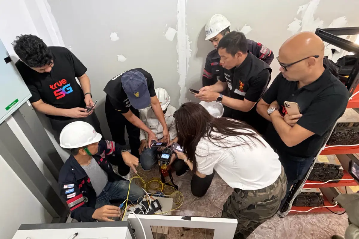 ทรู ชี้เบาะแสศูนย์ต่อต้านการฉ้อโกงออนไลน์ (ACSC)  และ กสทช. บุกทลายจุดลักลอบส่งข้ามแดนไทย-เมียนมา อ.แม่สอด จ.ตาก ตัดวงจรแก๊งคอลเซ็นเตอร์หลอกลวงคนไทย