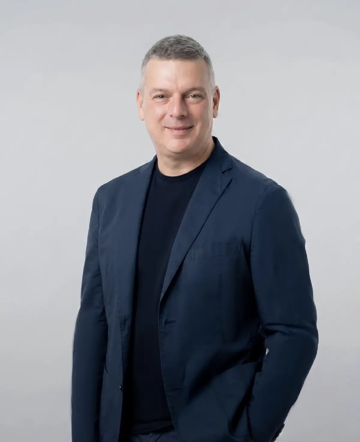 ทศ จิราธิวัฒน์  ตั้ง 4 ขุนพล ขึ้นแท่นบริหารห้างยุโรปหรู 2.4 แสนล.