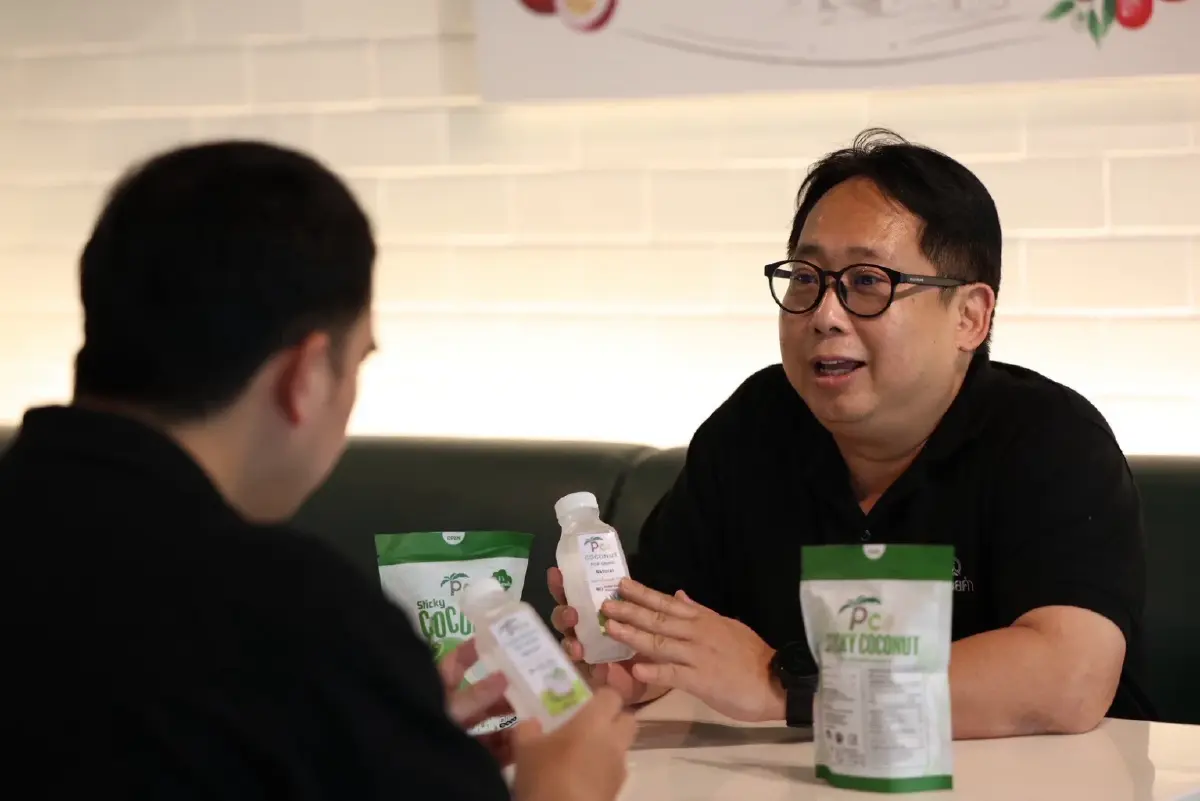 นายอารีย์ นาชัยดี   