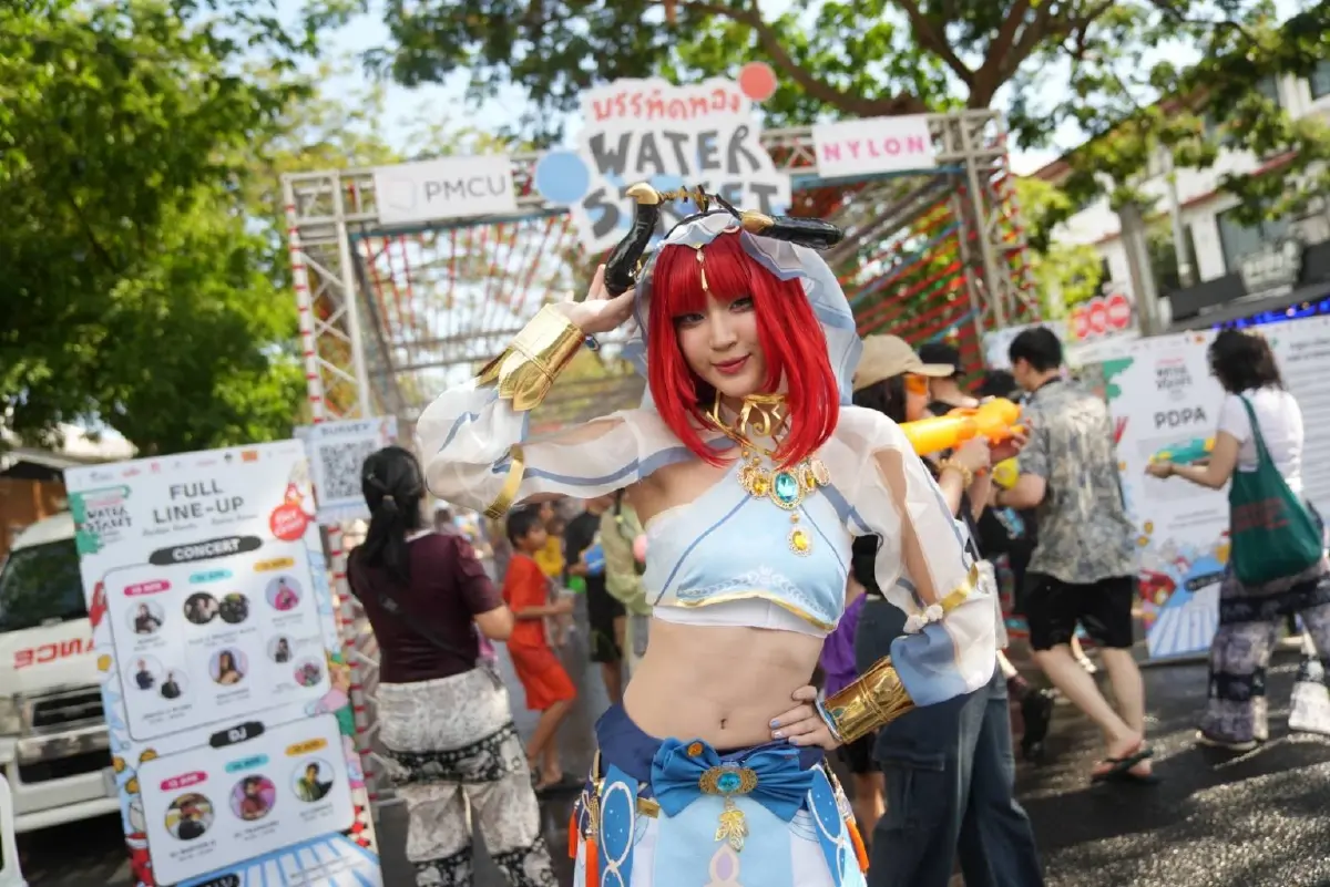 สงกรานต์บรรทัดทอง : กิน เล่น เปียก ครบจบที่ Water Street จุฬาฯ ซอย 5