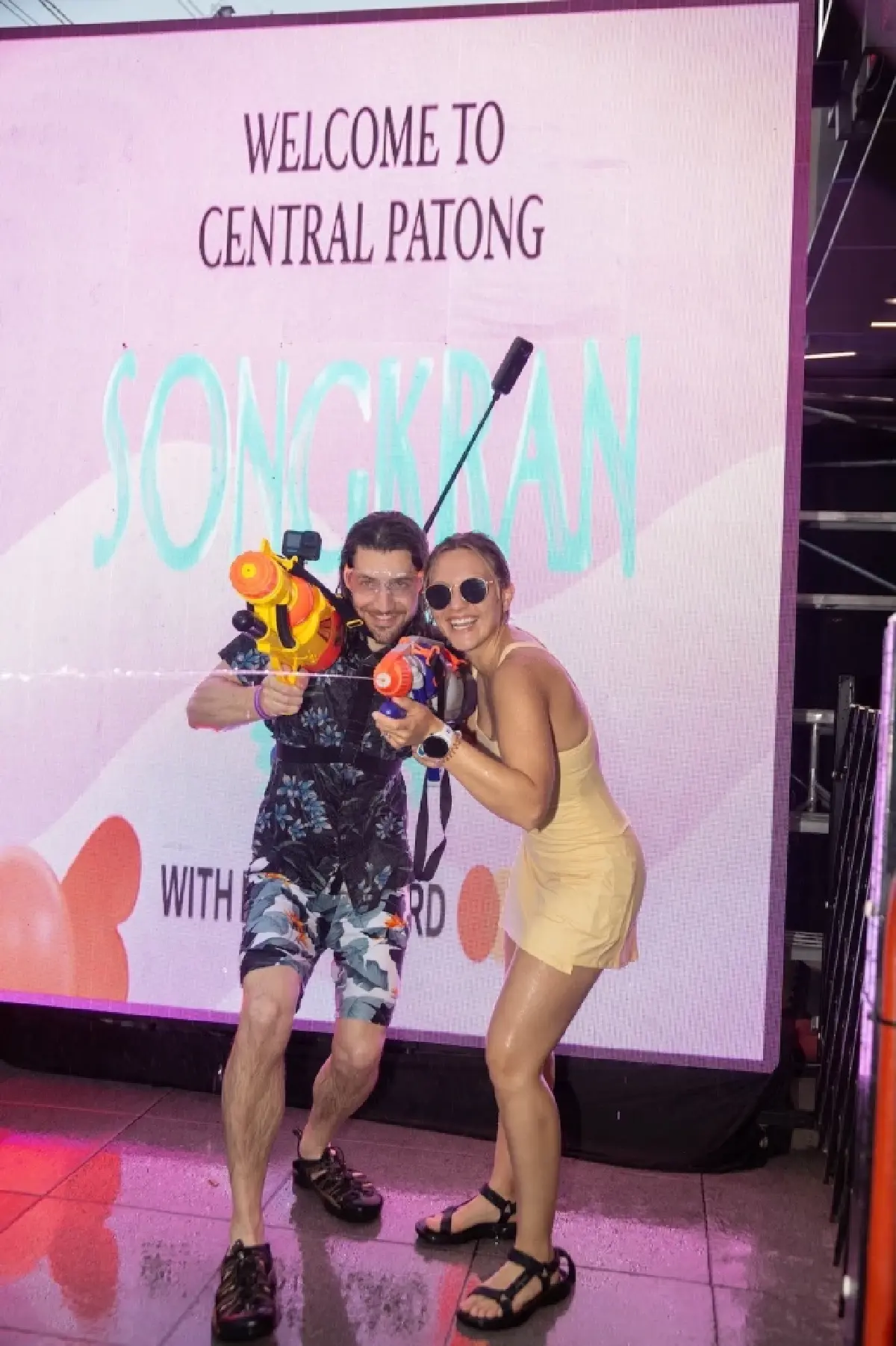สาดความสุขสดชื่นระดับโลก! “Central Songkran Fest” ปิดฉากสวยงาม นักท่องเที่ยวทั่วโลกแห่ฉลองสงกรานต์ที่ห้างเซ็นทรัลป่าตอง