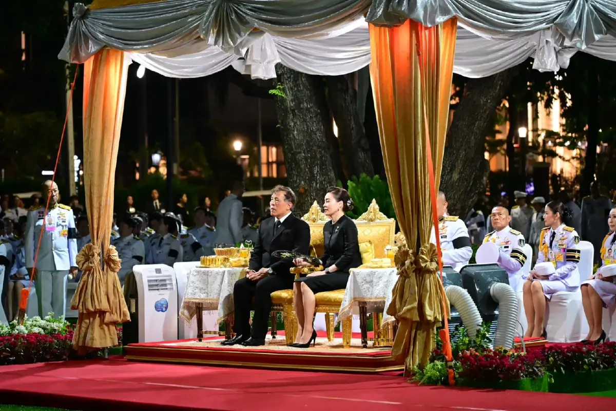 ในหลวง-พระราชินี เสด็จฯ เปิดงาน 100 ปี วันสวรรคต ร.6 และศตวรรษแห่ง ‘สวนลุมพินี’