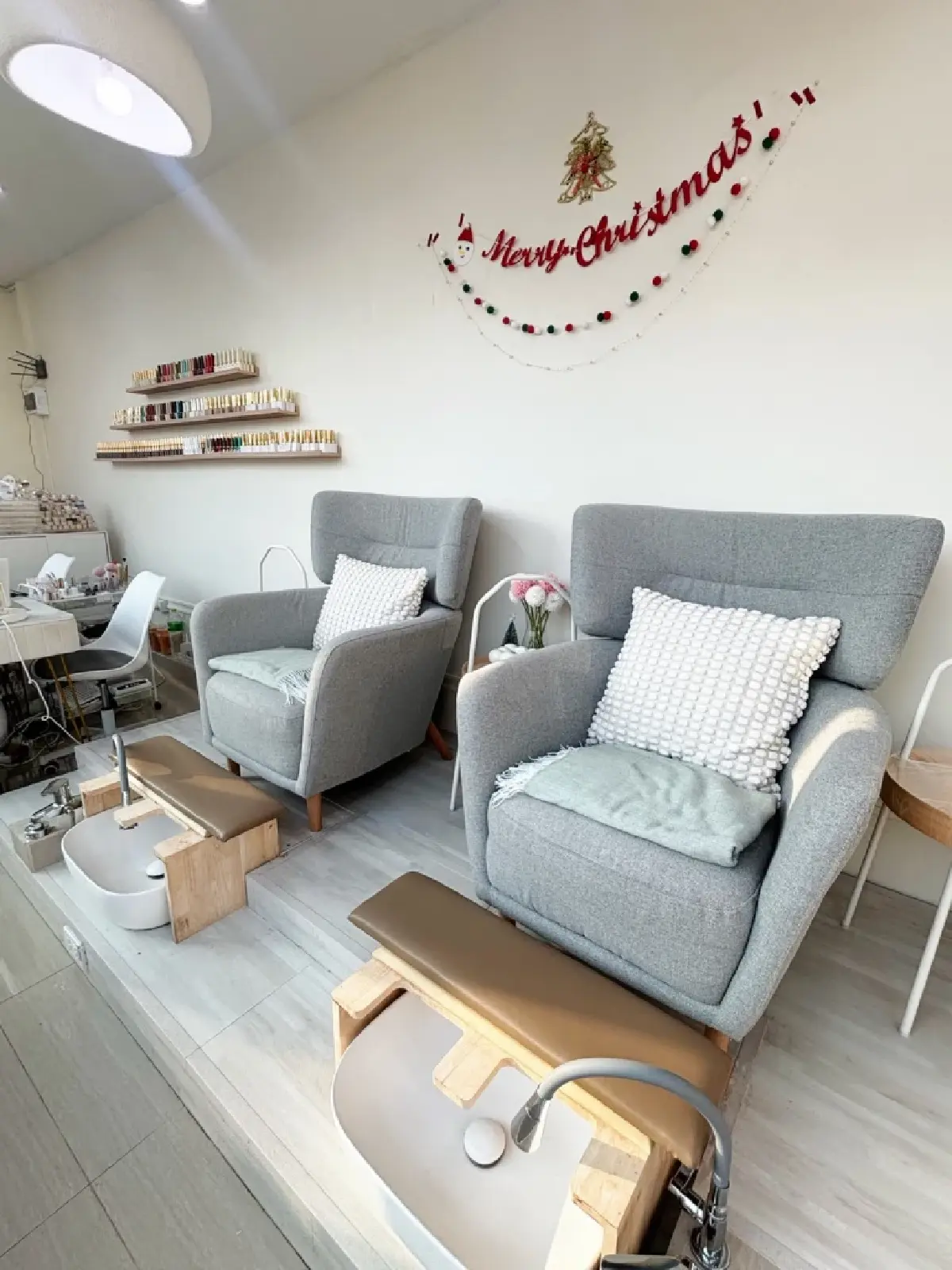 จากช่างแต่งหน้ากองถ่าย สู่เจ้าของอาณาจักร 10 ล้านบาทกลางทองหล่อ!