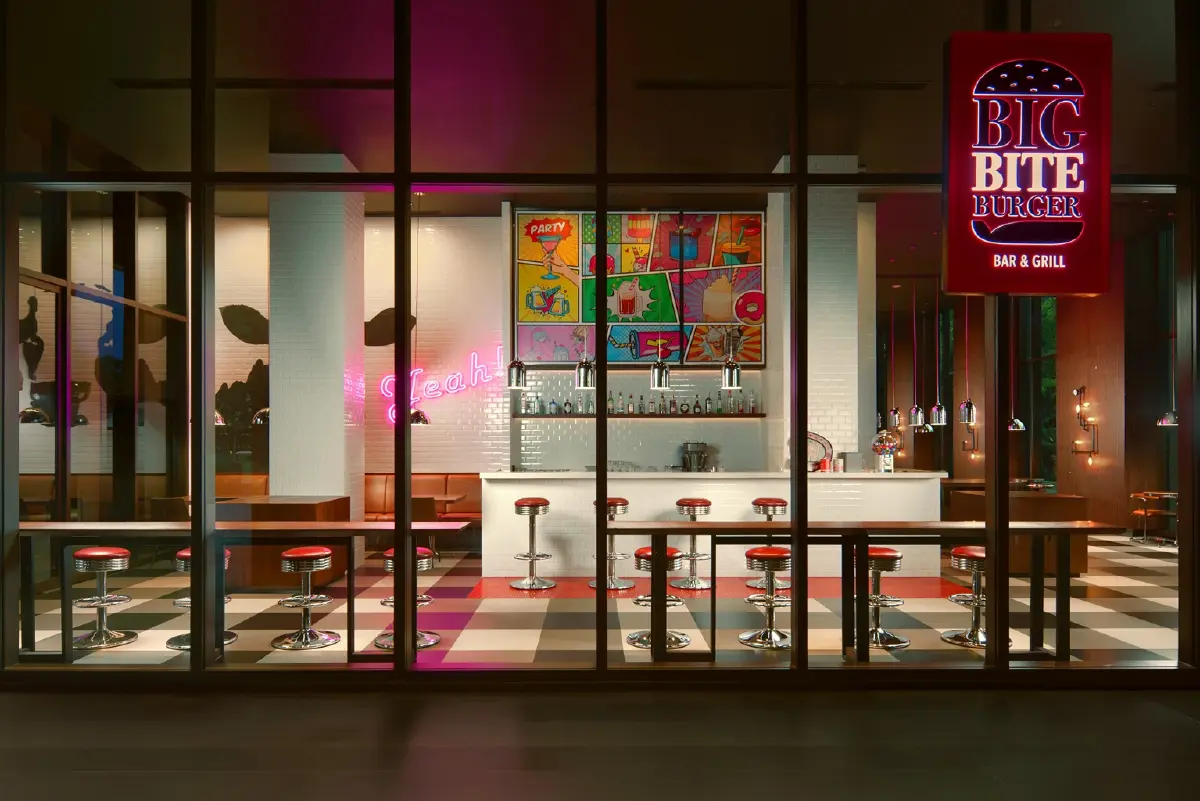 บิ๊ก ไบท์ เบอร์เกอร์: ดื่มด่ำ American Diner ยุค 90 ใกล้สุวรรณภูมิ