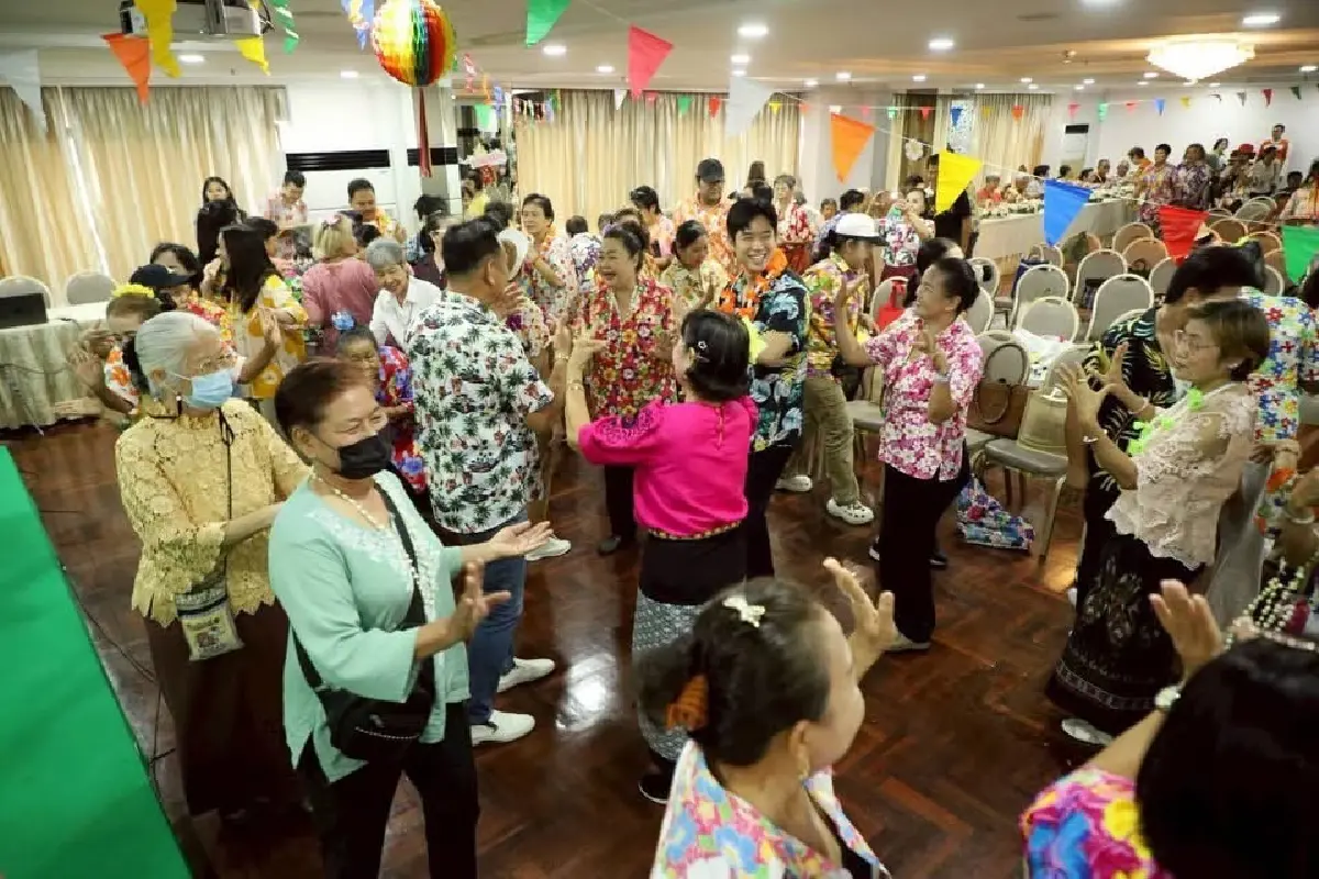 สถานการณ์ผู้สูงอายุ กทม. น่าเป็นห่วง แนะเร่งผลักดัน พ.ร.บ. ดูแล