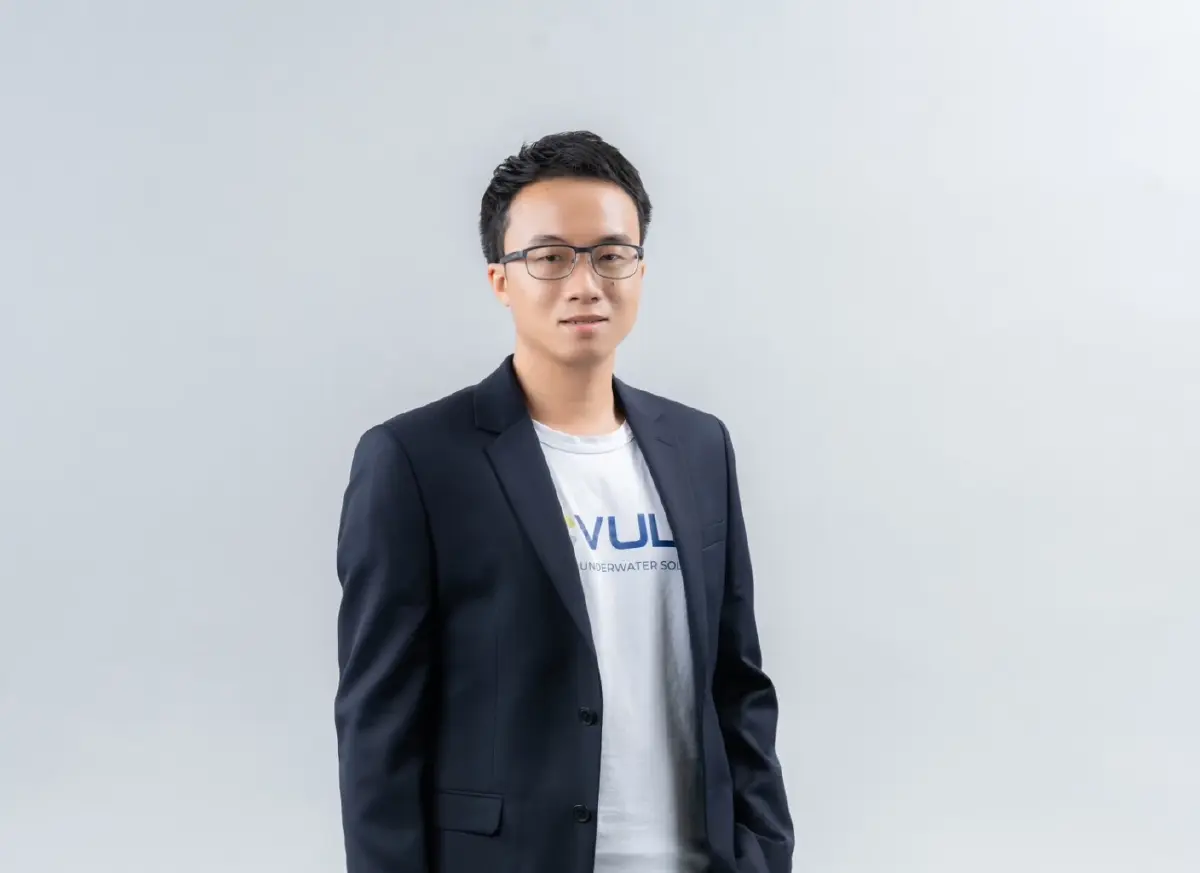 ภัคชนม์ หุ่นสุวรรณ์ Co-Founder ผู้ร่วมก่อตั้ง บริษัท โรวูล่า ประเทศไทย จำกัด (ROVULA)