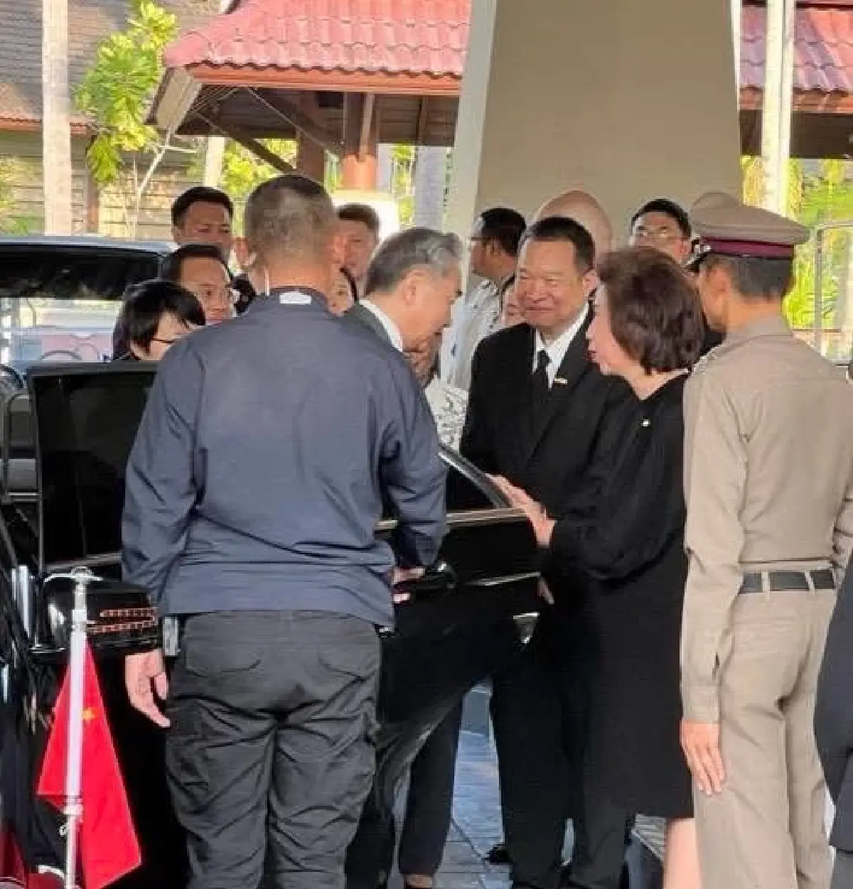 เอ็ม บี เค ให้การต้อนรับรัฐมนตรีว่าการกระทรวงการต่างประเทศสาธารณรัฐประชาชนจีน