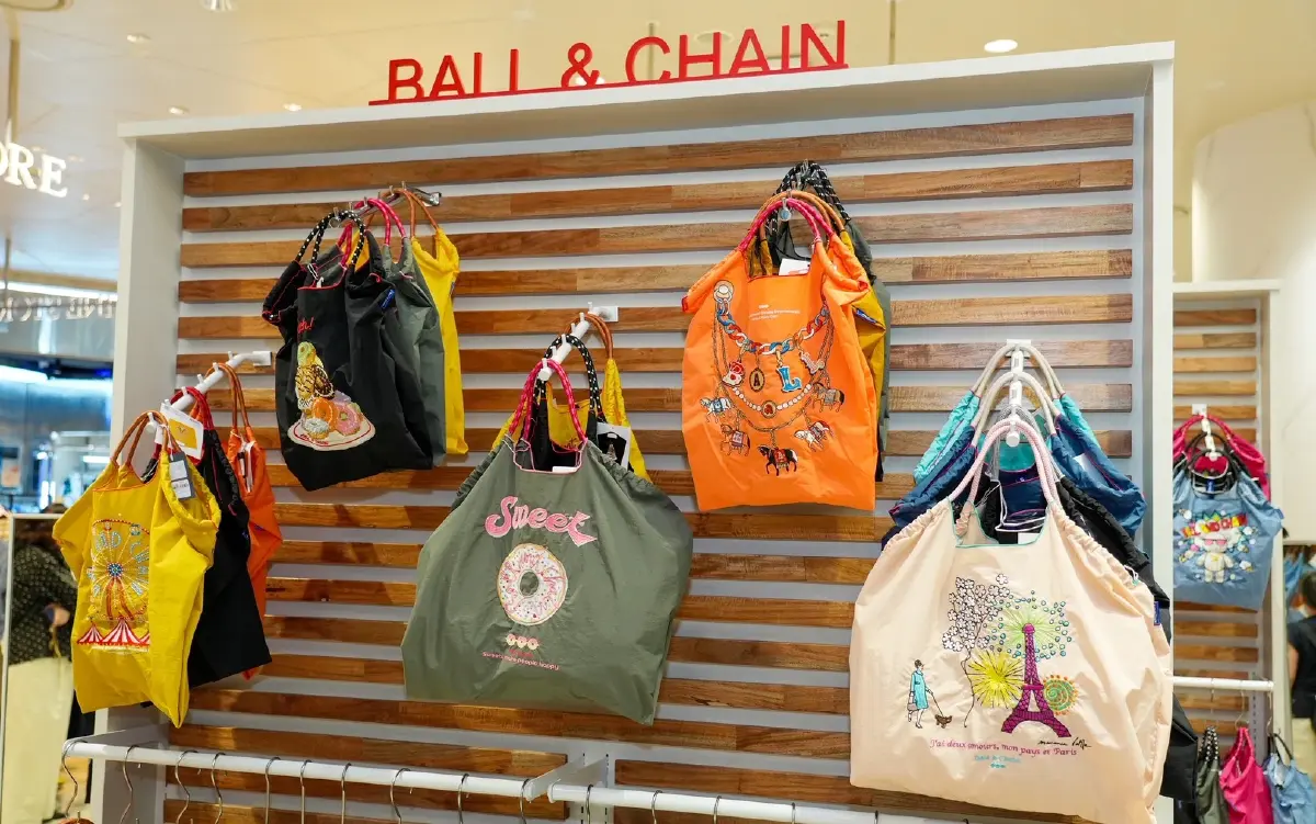 สาวก Hello Kitty ตาลุก! เตรียมเช็กอิน Ball & Chain ปักหมุดไอคอนสยาม