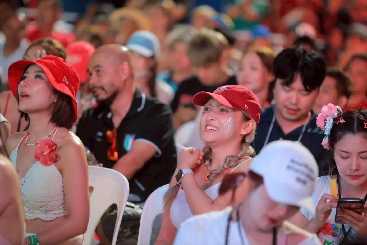 “JAS-Monomax” สาดความมันส์ชุ่มฉ่ำส่งท้ายวันไหลพัทยา จัดเต็มคอนเสิร์ตและกิจกรรมคลายร้อนดึงดูดนักท่องเที่ยวแน่นหาด พร้อมสรุปผลพรีเมียร์ลีก