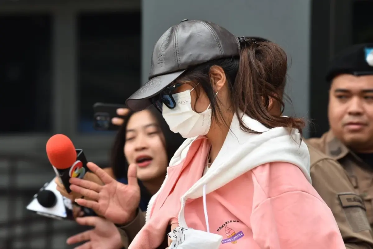 น.ส.อรัญญาวรรณ หรือสีกาเก็น 