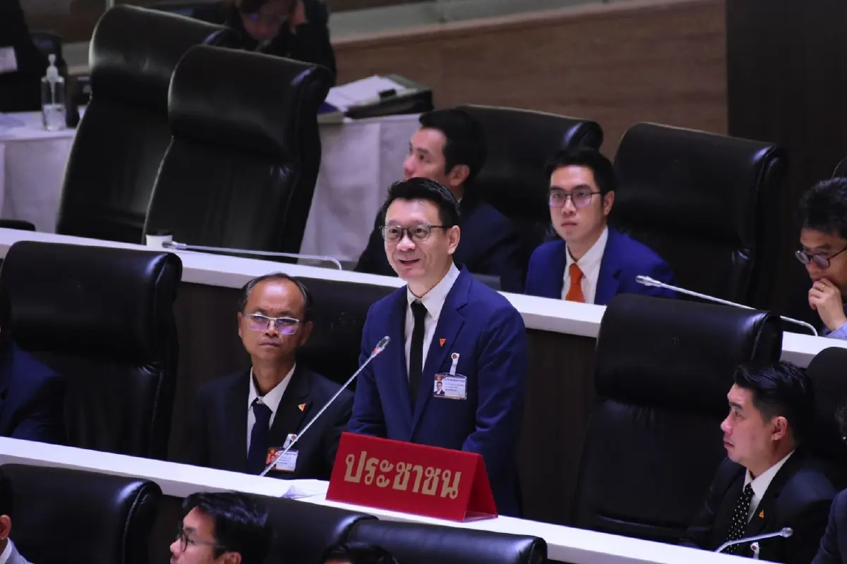 นโยบายรัฐบาลอนุทิน ไม่สะท้อนวิกฤต ไม่กล้าตัดสินใจ ไม่ยึดหลักการ