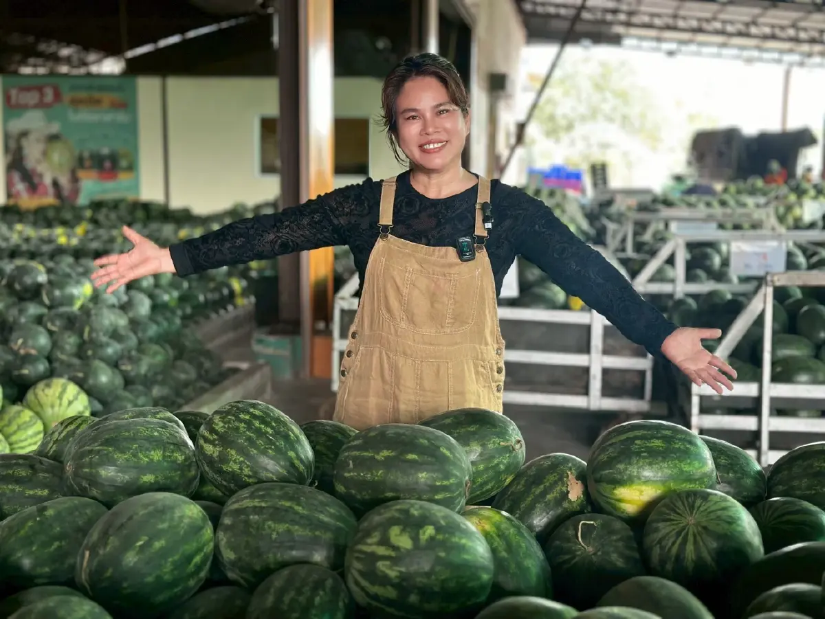 "ณิชชา" แบกหนี้ 6 ล้านตั้งแต่อายุ 19 พลิกชีวิตสู่ราชินีแตงโมไทย ขายได้ลูกละพัน