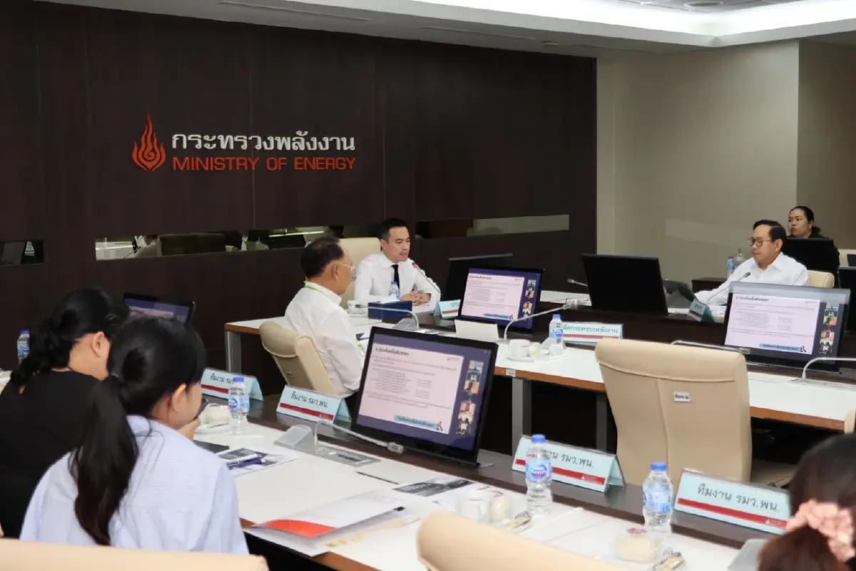 ดีเซลลดแรง 5 บาท! กบง.งัดมาตรการสกัดค่าครองชีพ-ลุยต่อเฟส 2 อีก 3 บาท