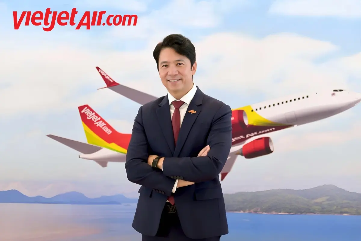 นายปิ่นยศ พิบูลสงคราม รองประธานเจ้าหน้าที่บริหารฝ่ายการพาณิชย์และลูกค้าสัมพันธ์ สายการบินเวียตเจ็ทไทยแลนด์