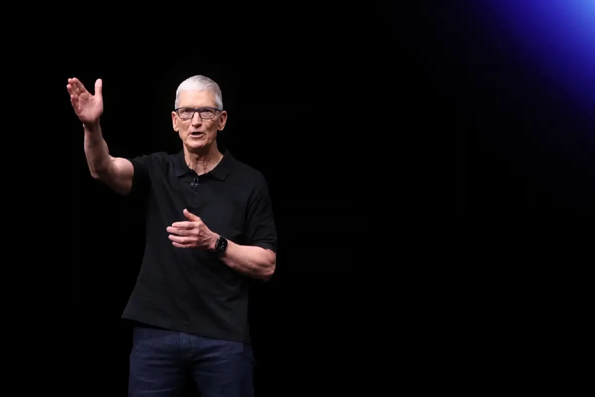 Apple แต่งตั้ง John Ternus ขึ้น CEO ใหม่ แทน Tim Cook เดินหน้ารับยุค AI