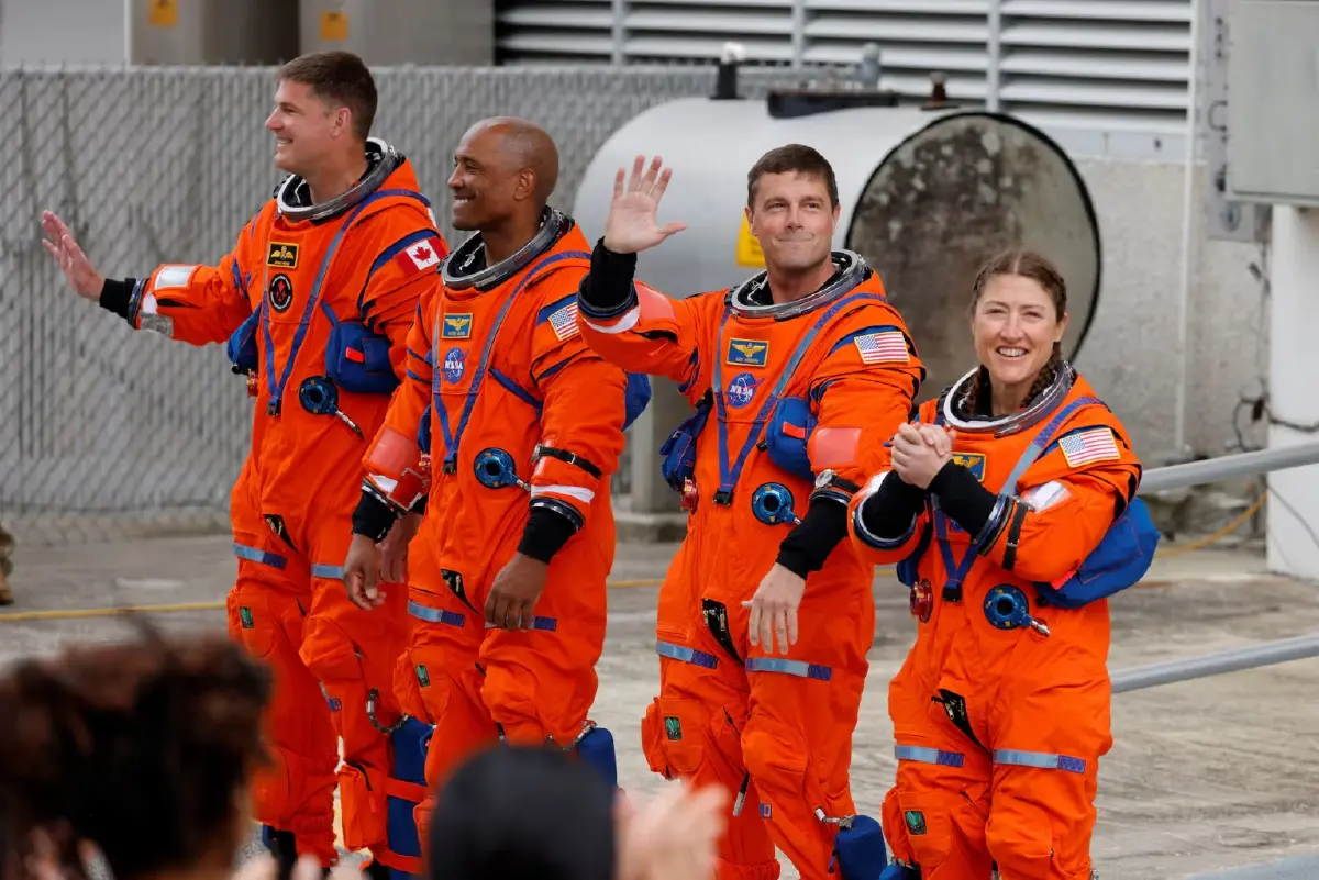 นาซา ประสบความสำเร็จ ปล่อยจรวด Artemis II มุ่งสู่ดวงจันทร์