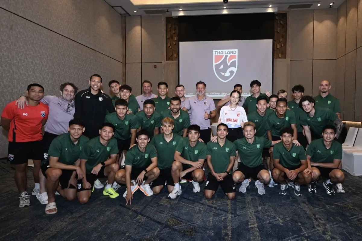 "มาดามแป้ง" บุกแคมป์ช้างศึก! อัดฉีด 3 ล้านบาท ปลุกใจทุบเติร์กเมนิสถาน ชี้ชะตาเข้ารอบเอเชียน คัพ 2027