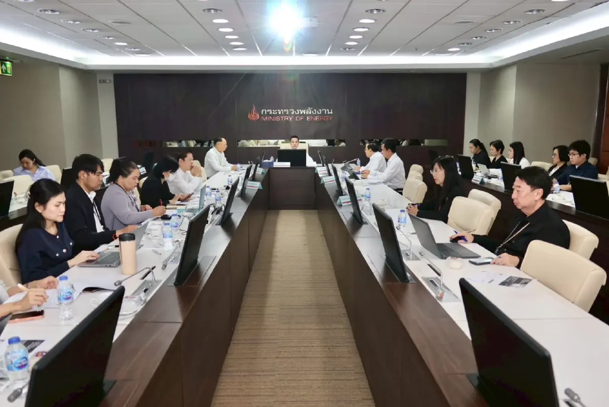 ดีเซลลดแรง 5 บาท! กบง.งัดมาตรการสกัดค่าครองชีพ-ลุยต่อเฟส 2 อีก 3 บาท