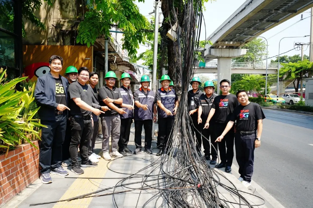 MEA ผนึกกำลังภาคีเครือข่าย เดินหน้ารื้อสายสื่อสารถนนลาดพร้าว เพื่อปูทางรองรับการนำสายไฟฟ้าลงใต้ดิน