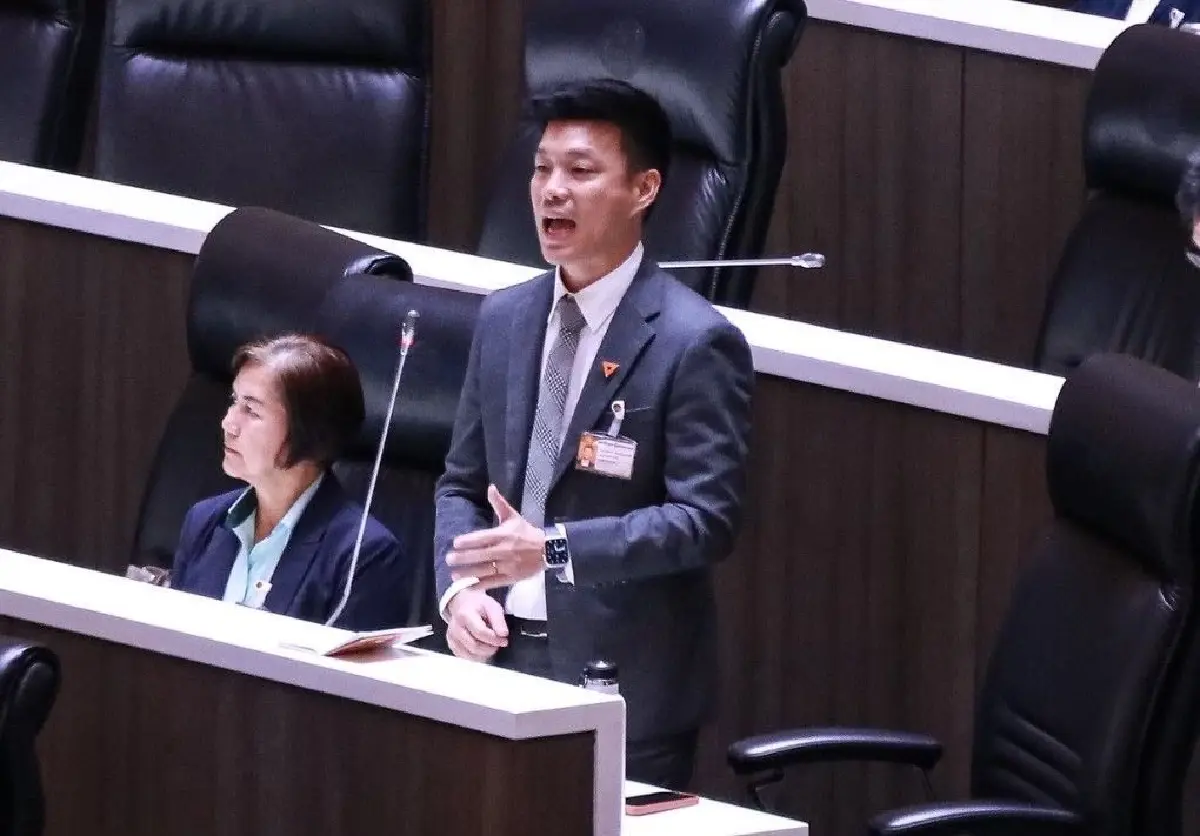 “ณัฐพงษ์” สรุปญัตติปัญหาน้ำท่วมภาคใต้ ชี้ ประชาชนต้องการความเชื่อมั่น