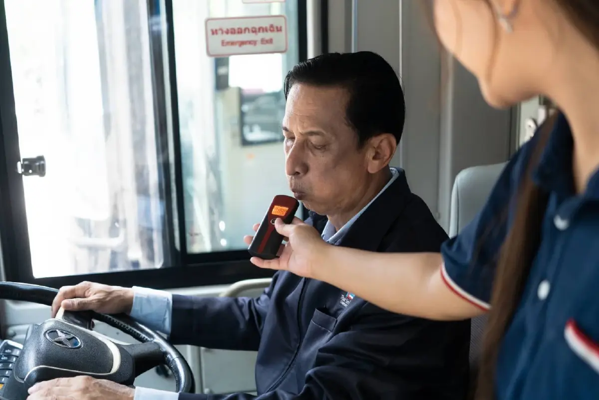 TSB คุมเข้มความปลอดภัยช่วง “สงกรานต์” เช็กพร้อม เป็นทางเลือกสู้วิกฤตน้ำมันแพง